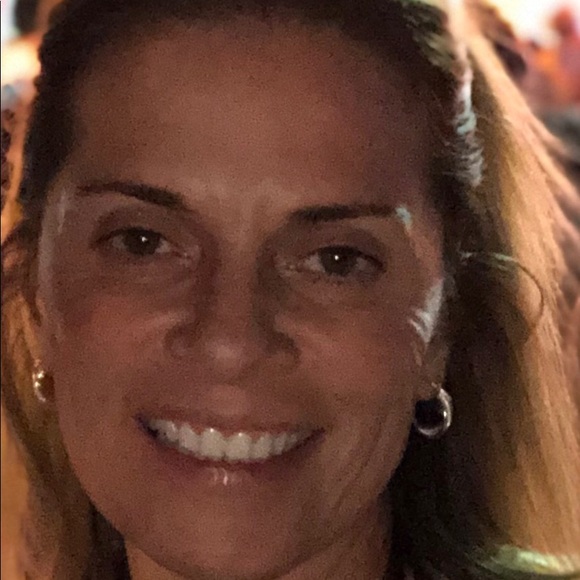 Meet your Posher, Posh - Picture 2 of 2